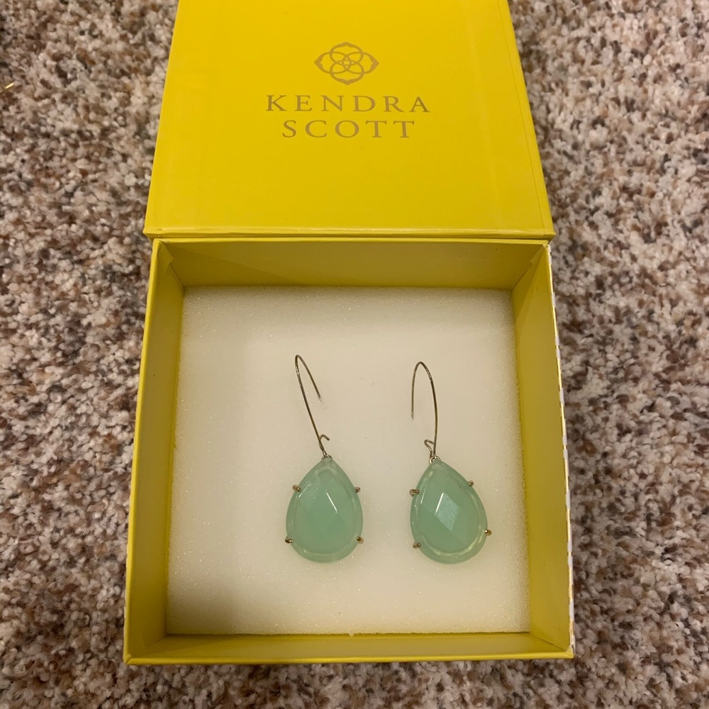 Kendra Scott mint green dangle earrings